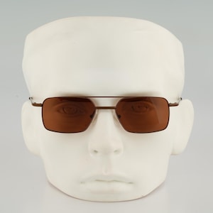 Kango 2000 Tino 02, gafas de sol aviador pequeñas cuadradas marrones vintage de los años 90 para hombre y mujer, nuevas sin usar.