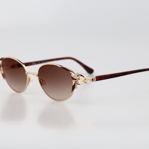 Diva 5070 3, Vintage 90s gold and tortose unique victorian cat eye sunglasses women, NOS