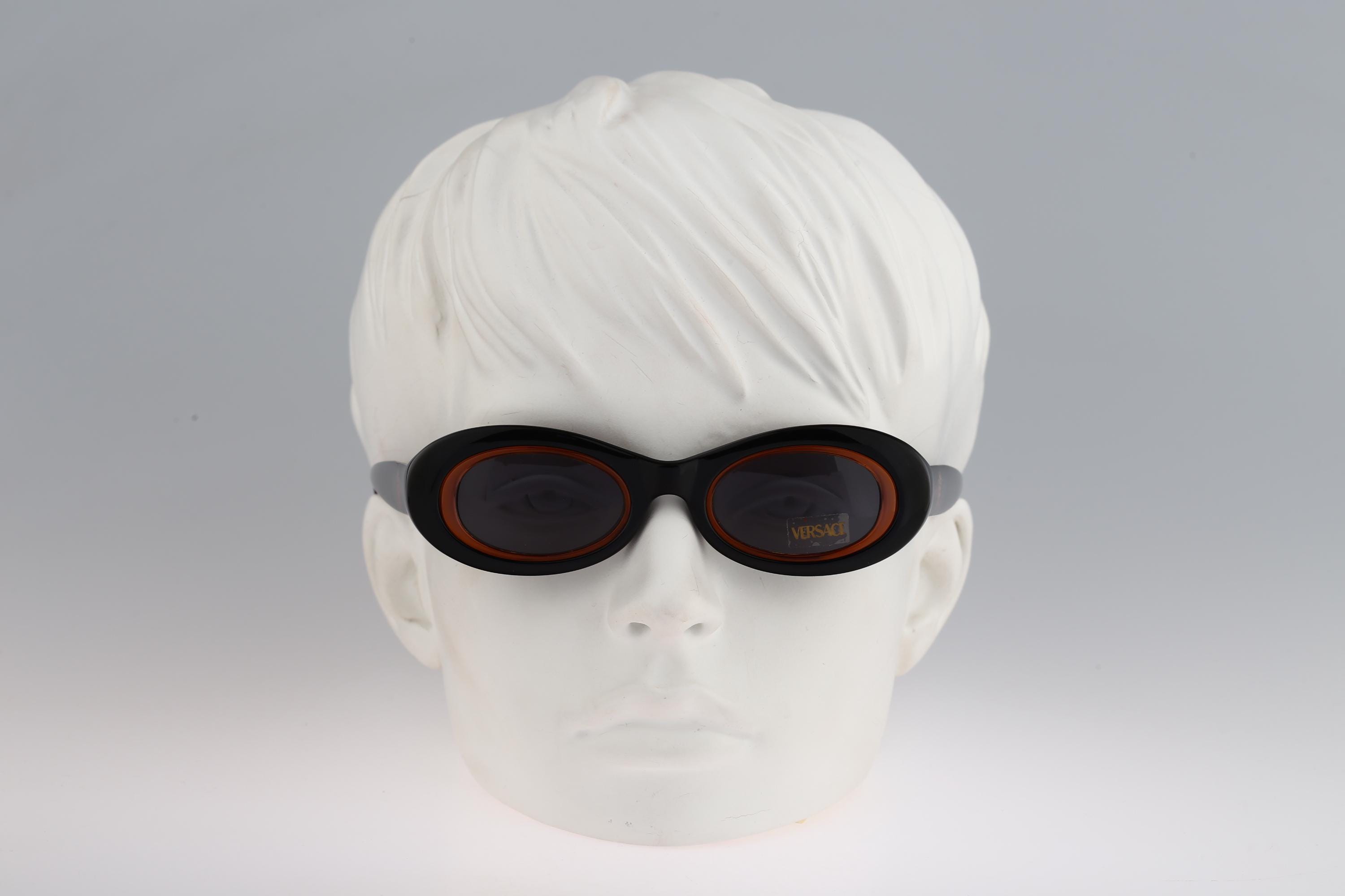 Vintage Gianni Versace 4310 Sunglasses Black Tortoise Oval Italy Couture Versace 375 869 – Vintage Frames Company main image 3