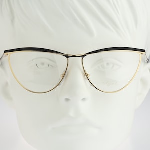 Vogart Line 3031 303 Hand Made Italy, Vintage 90s black & gold cat eye glasses frames womens NOS