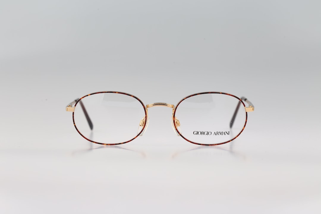 小物 archive GIORGIO ARMANI oval glasses y2k Giorgio Armani 90s Vintage Oval Sunglasses Made in Italy