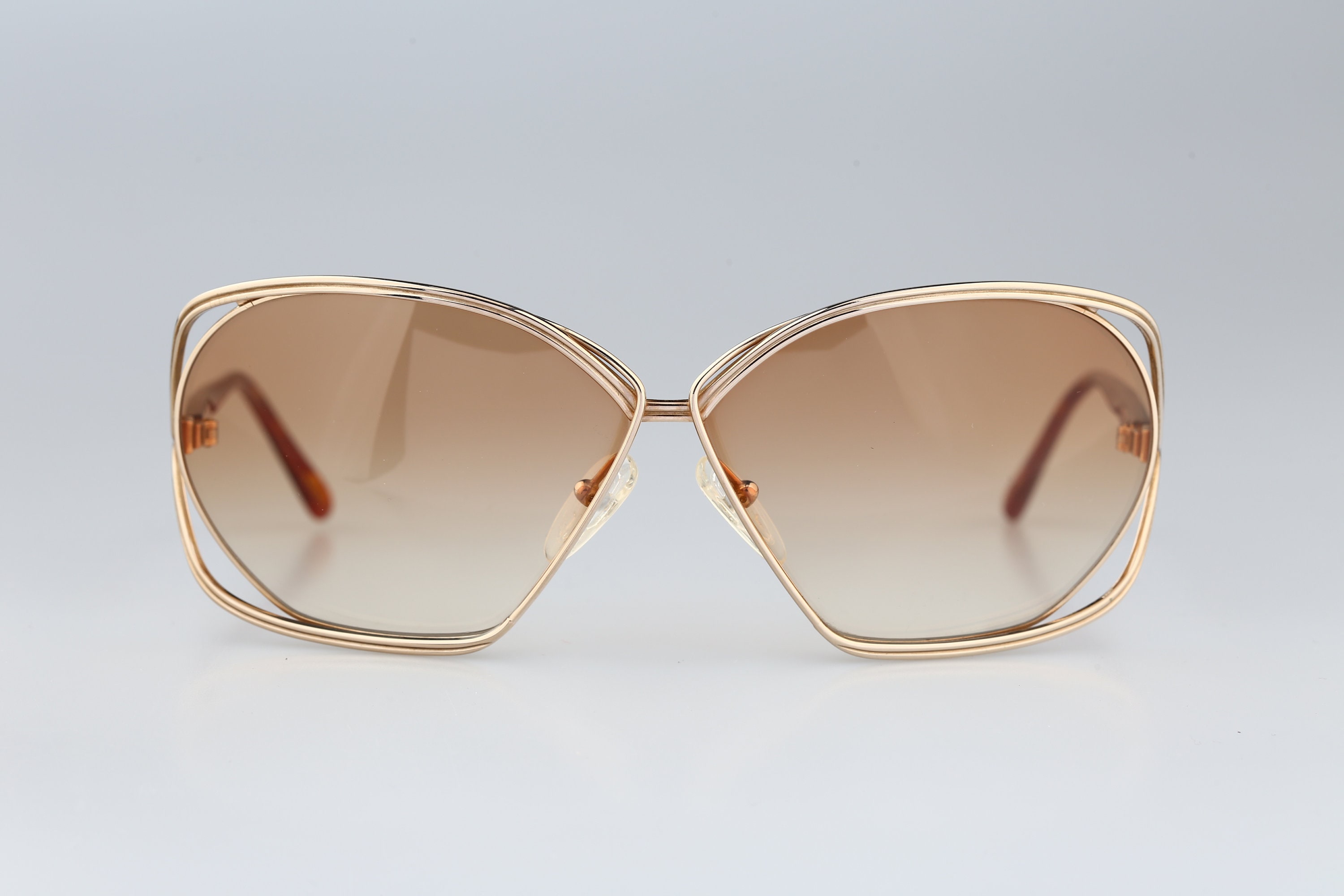 Christian Dior　ヴィンテージサングラス　2499 Christian Dior 2499 Rectangular Certified Vintage Sunglasses