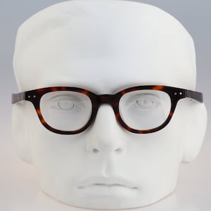 Iyoko Inyake Belgian Design IY 636 13, Vintage 2000s tortoise unique small wayfarer eyeglasses frames mens & womens NOS