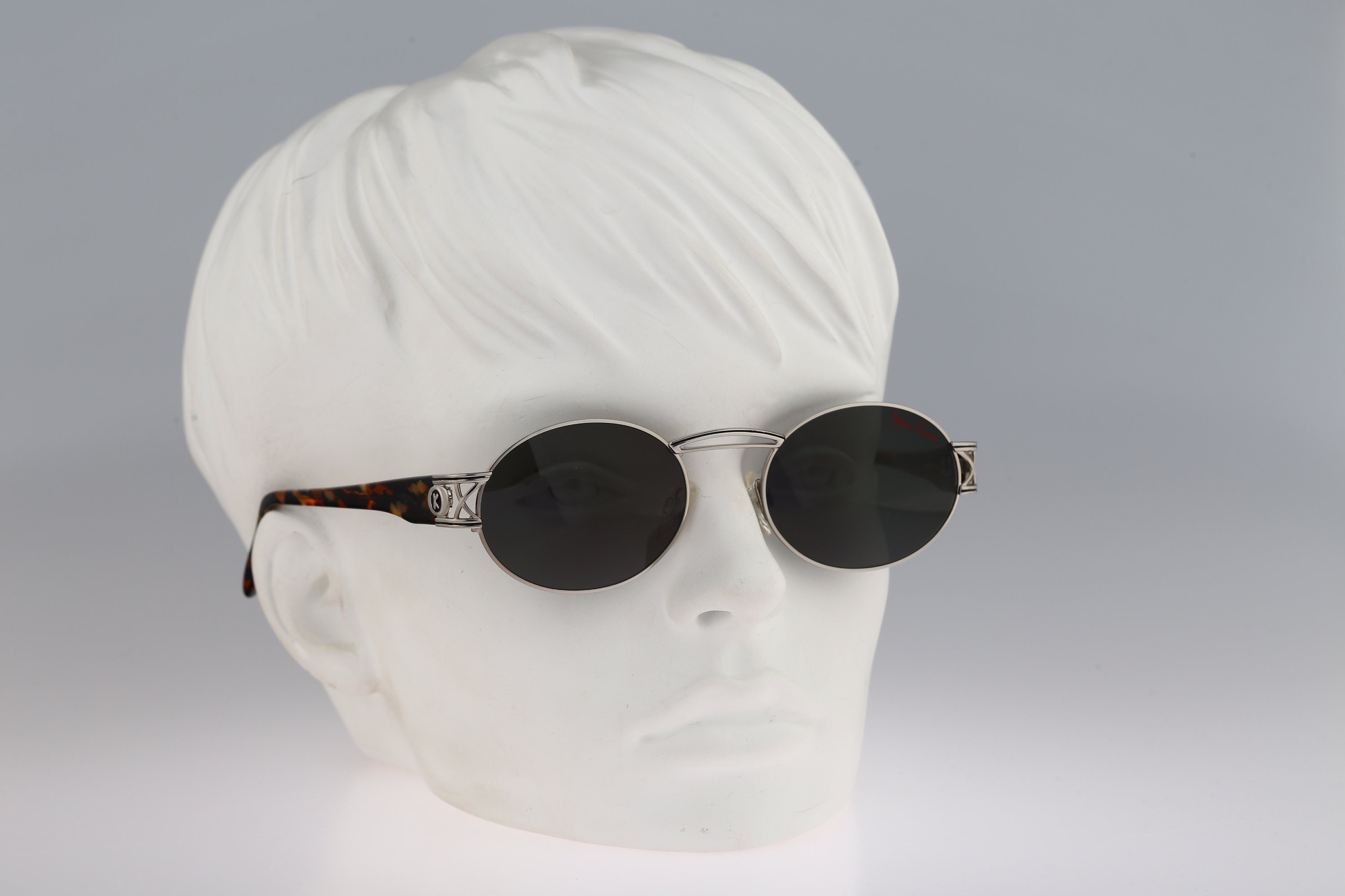 ◆ Paloma Picasso ◆ オーストリア製 ヴィンテージサングラス New Vintage Paloma Picasso Sunglasses M. 3812 C. 90 Black