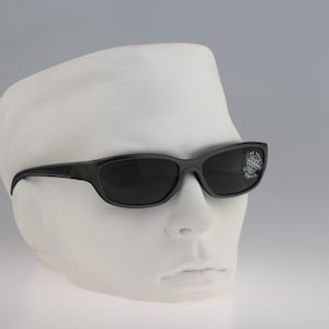 Vuarnet Pouilloux Ref. 107 ANT , Vintage 90er Jahre Sonnenbrille, rechteckig gewickelt für Herren & Damen