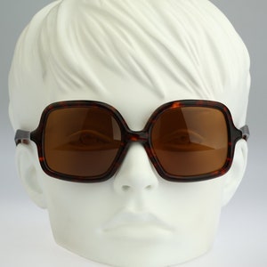 Linea Pitti 568, Vintage 90s unique tortoise oversized square sunglasses women NOS
