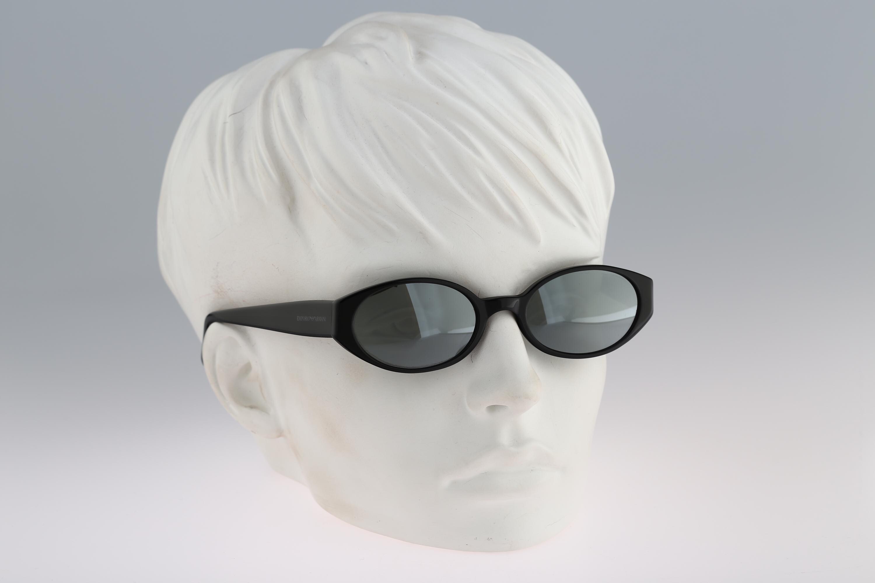 Emporio Armani 568 020, Vintage 90s Silver Mirrored Black Oval
