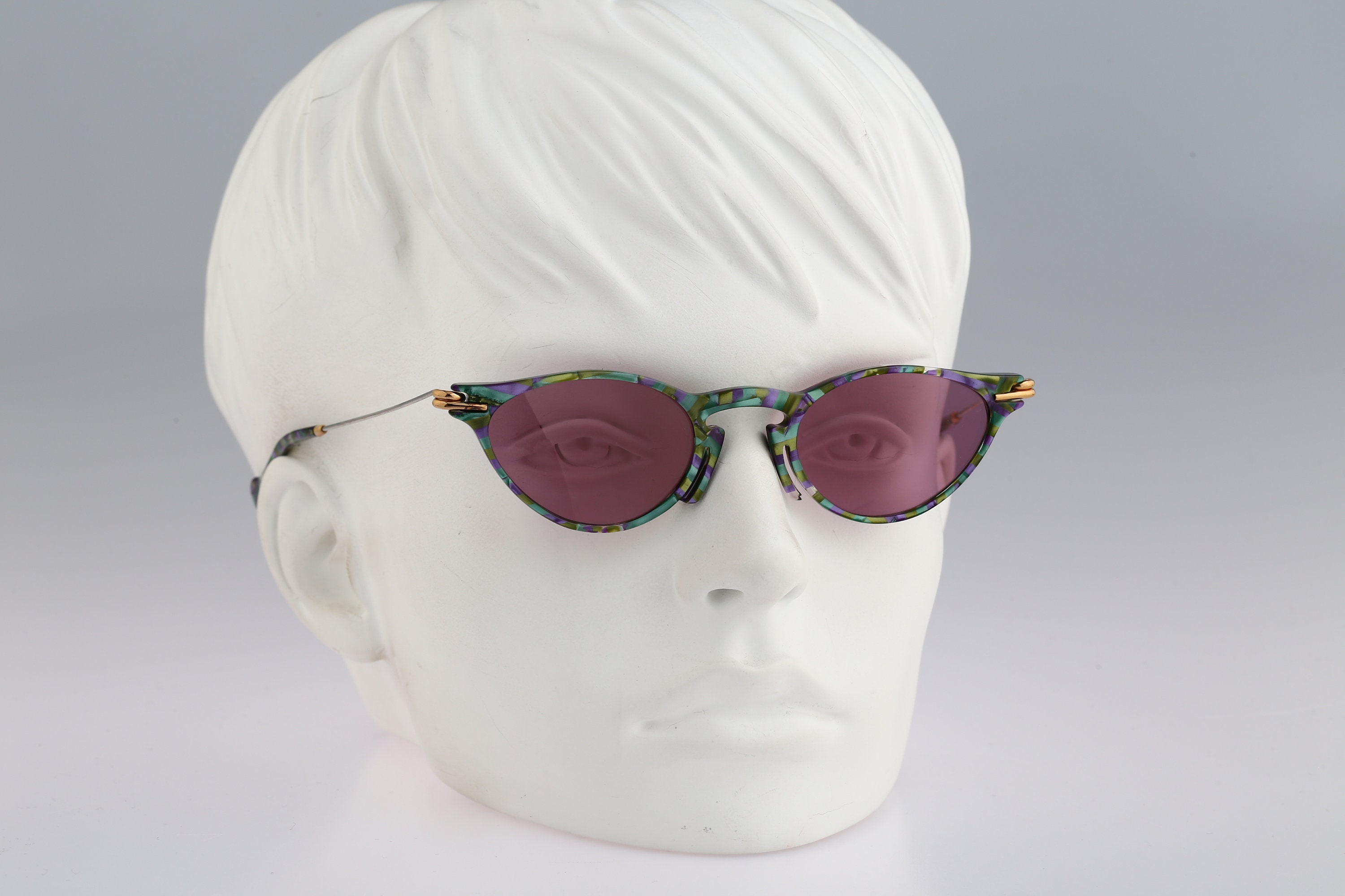Vintage Contro Verse 3110 Cat Eye Sunglasses Contro Verse 3110 130 01, Vintage 90s Tinted Lenses Unique  main image 3