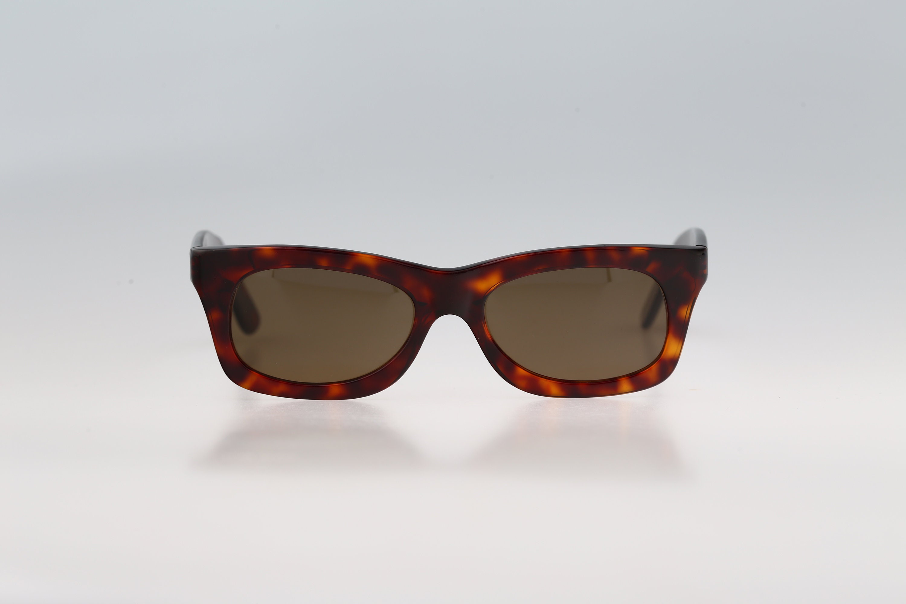 メガネ KADOR FW25 Kador - PREMIUM 15 - 519 (PREMIUM 15 519) Kador Eyeglasses PREMIUM 15 - 519 | FRMODA.COM