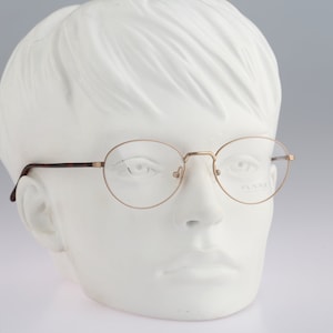 Vanni 118 66, Vintage 90s tortoise and gold small round eyeglasses frames mens & womens NOS