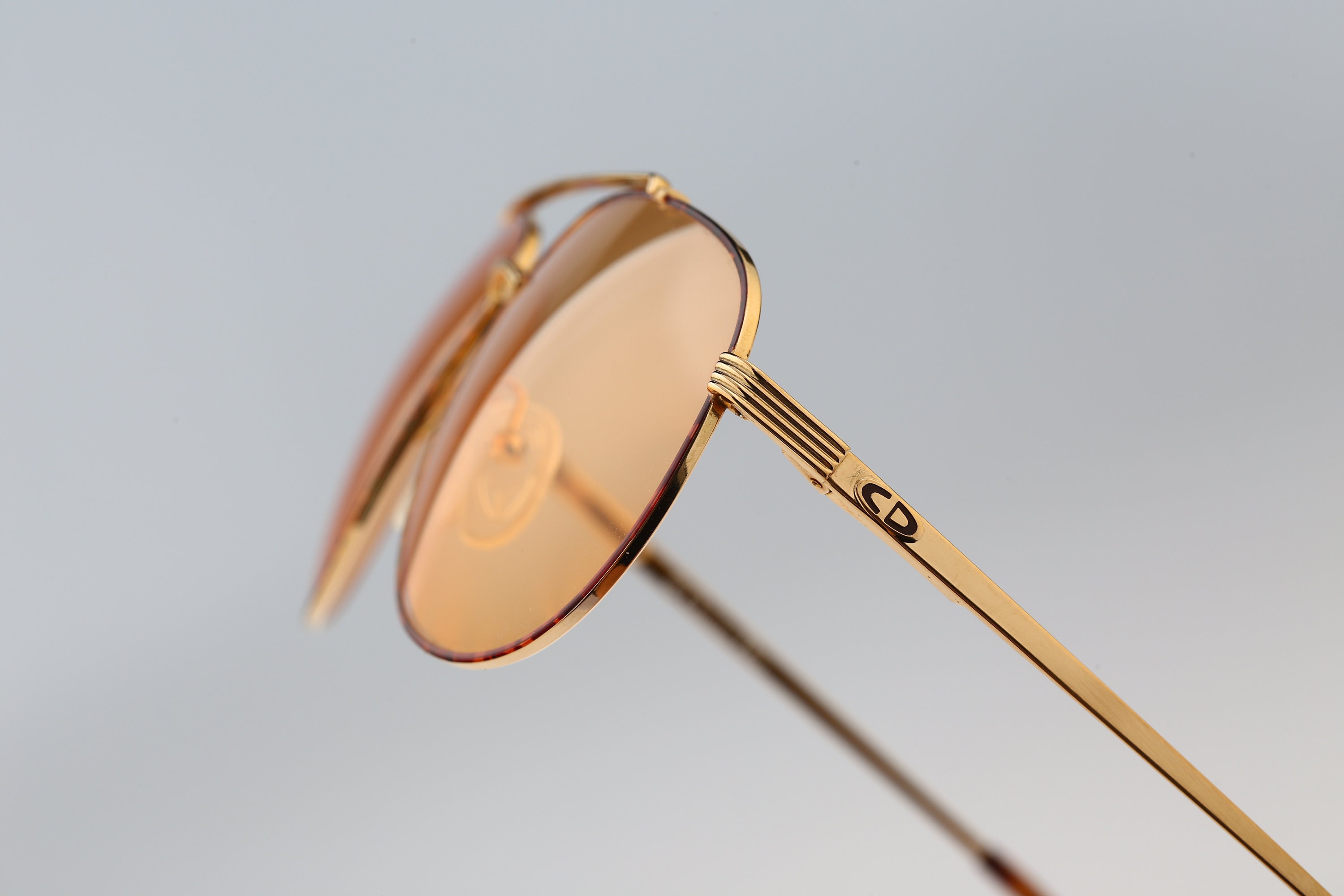 Dior サングラス il_1080xN.3450344471_r45f.jpg
