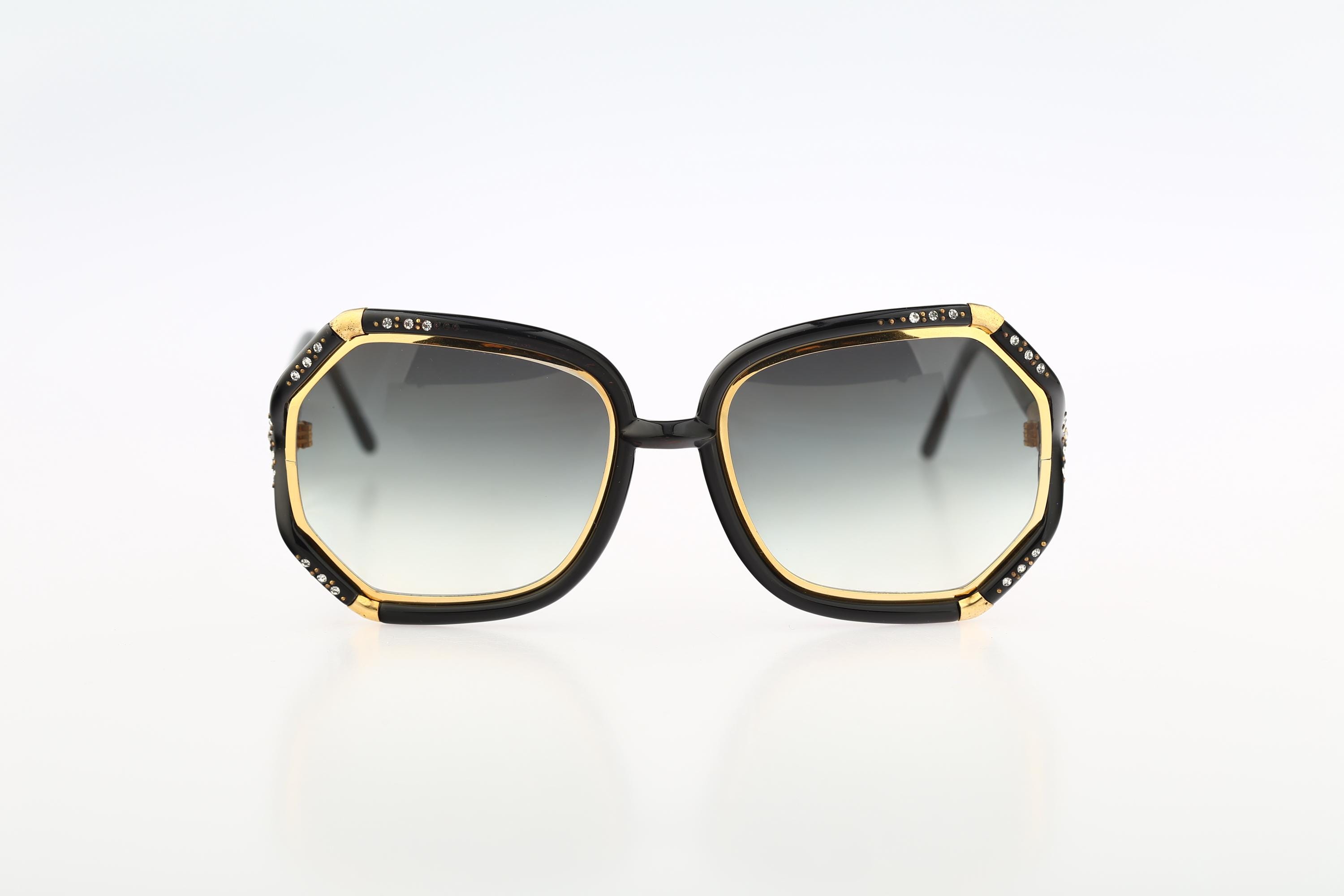 Vintage 1970\'s Ted Lapidus Paris Glasses Sunglasses FRAME Only Scratched Lenses Vintage Ted Lapidus Paris Black and Gold Oversized  main image 3