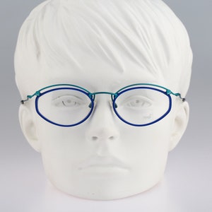 Mondi by Metzler 2382 543, Vintage 90s unique blue oval eyeglasses frames womens NOS