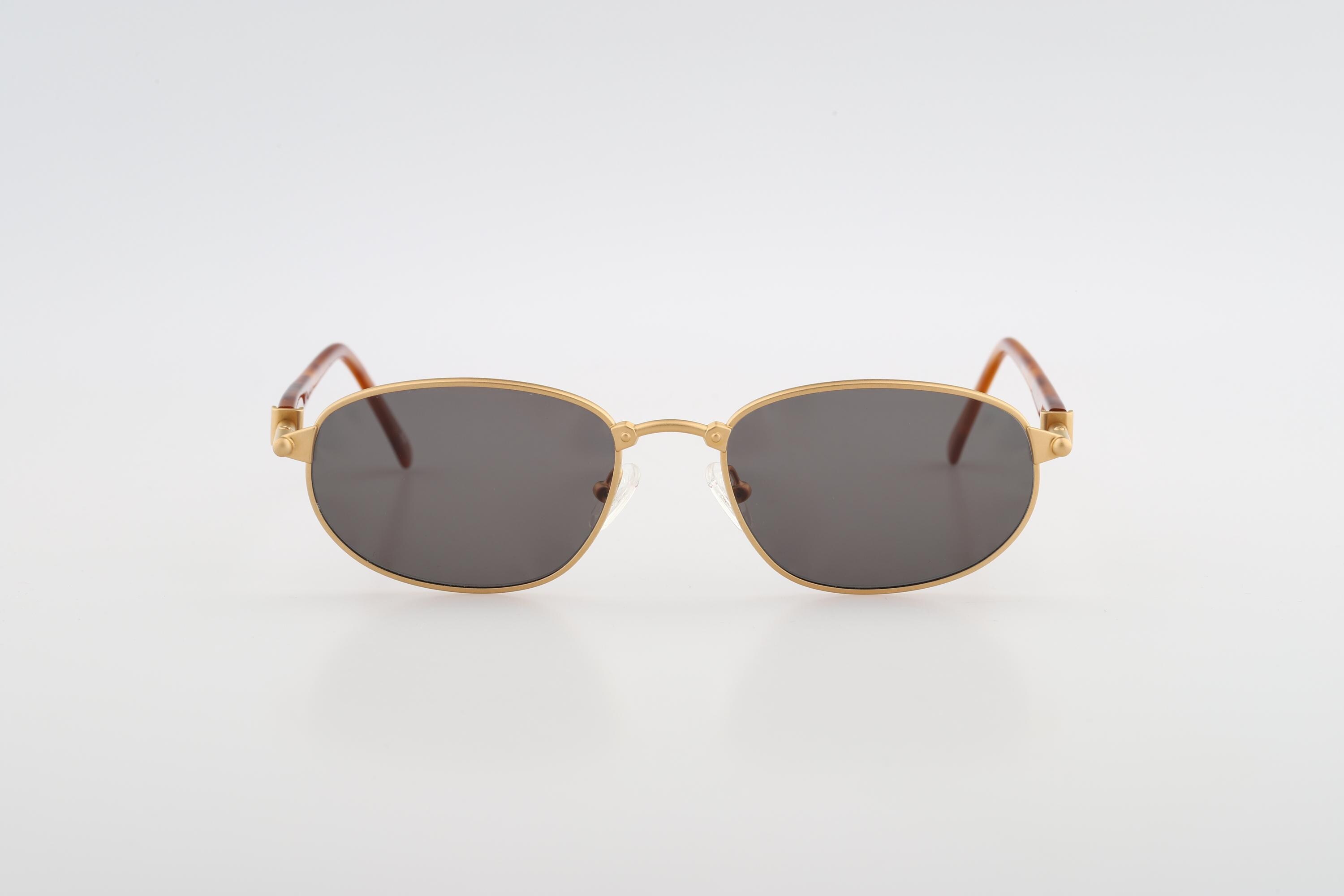 Retro 90s Narrow Oval Sunglasses for Men and Women Small 90s Sunglasses for Women Men Retro Oval Tinted Glasses  main image 3