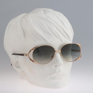 Christian Dior 2742 48, Vintage 80s gold and tortoise iconic oversized oval sunglasses women, NOS