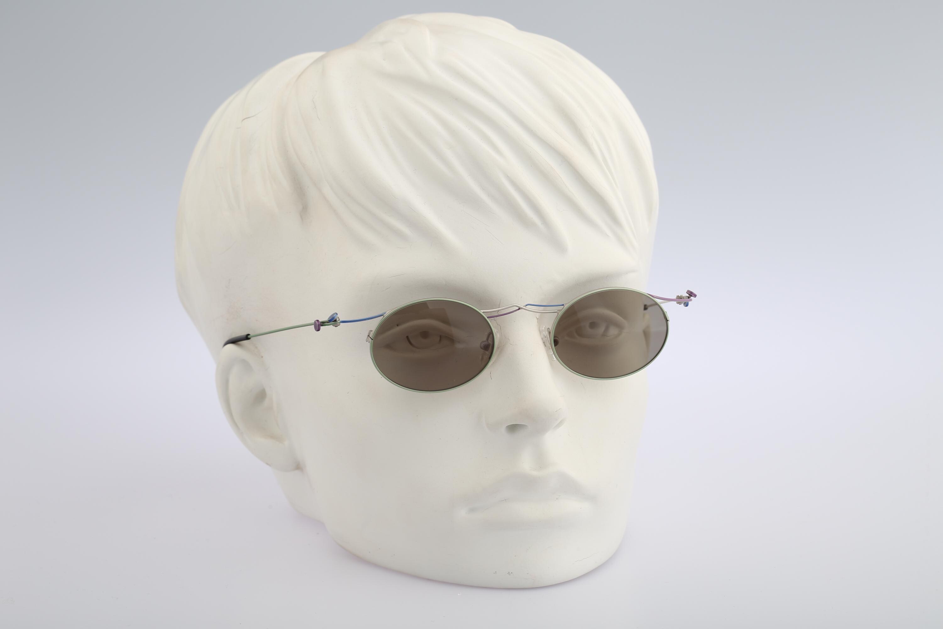 Vita Fede Bordeaux Sunglasses in Cream/Silver LANDY Silver Frame Oval Pink Lens Sunglasses – Steve Madden main image 3