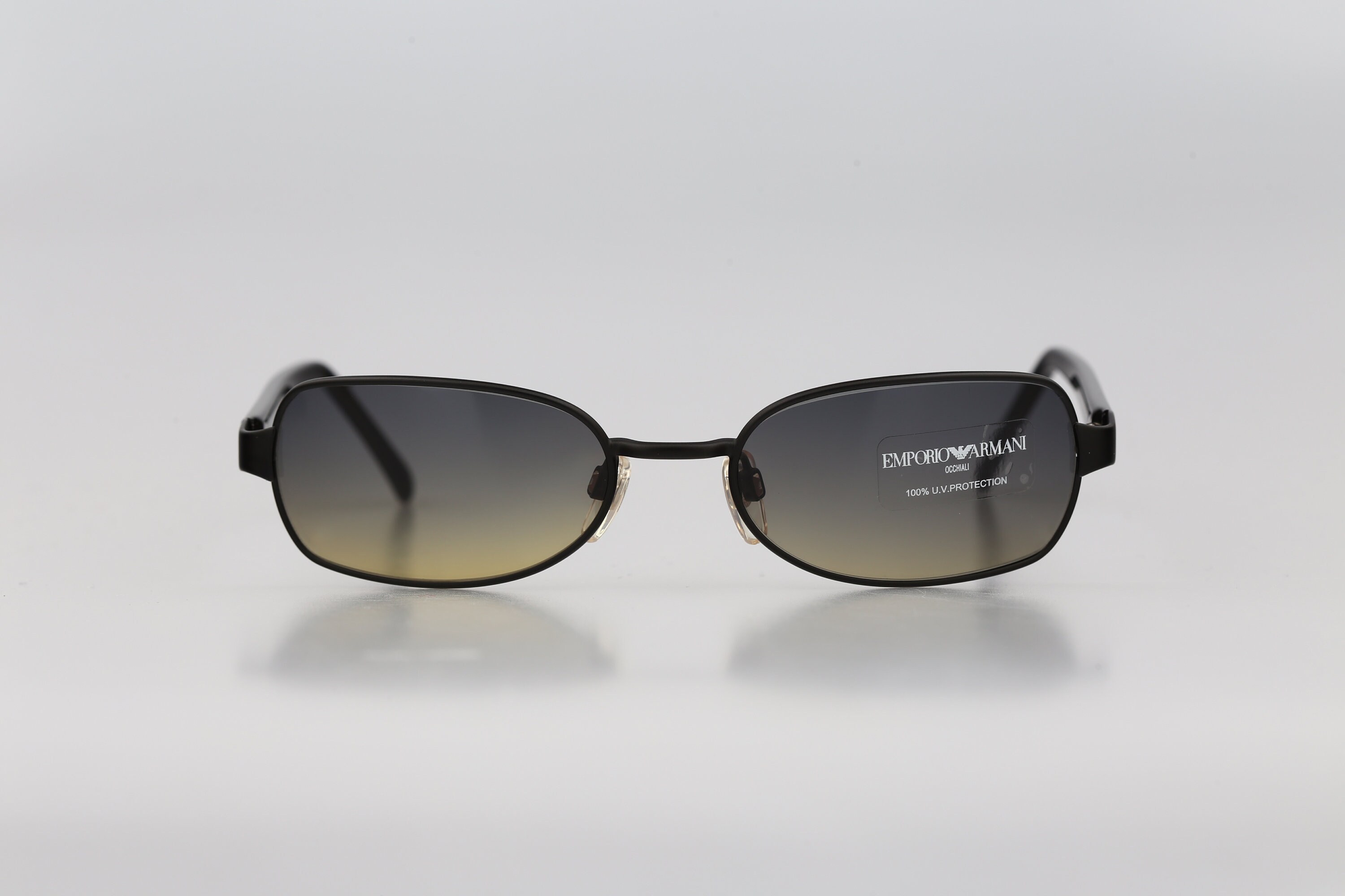 anan 2012年5/2-9号 No.1805 Emporio Armani 129 S 706 16, Vintage 90s Black Slim Small