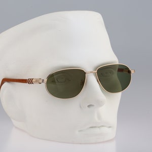 Lord  7013 6, Vintage 90s gold and genuine wood temples oval sunglasses mens & womens NOS