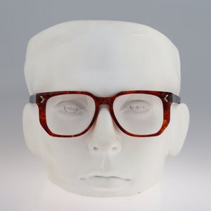 Play 832, Vintage 80s tortoise square eyeglasses frames mens & womens / NOS