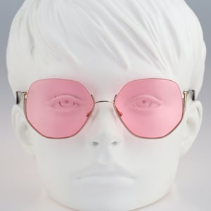 Saphira 4135 40, Vintage 80s tinted pink lenses gold oversized butterfly sunglasses women, NOS