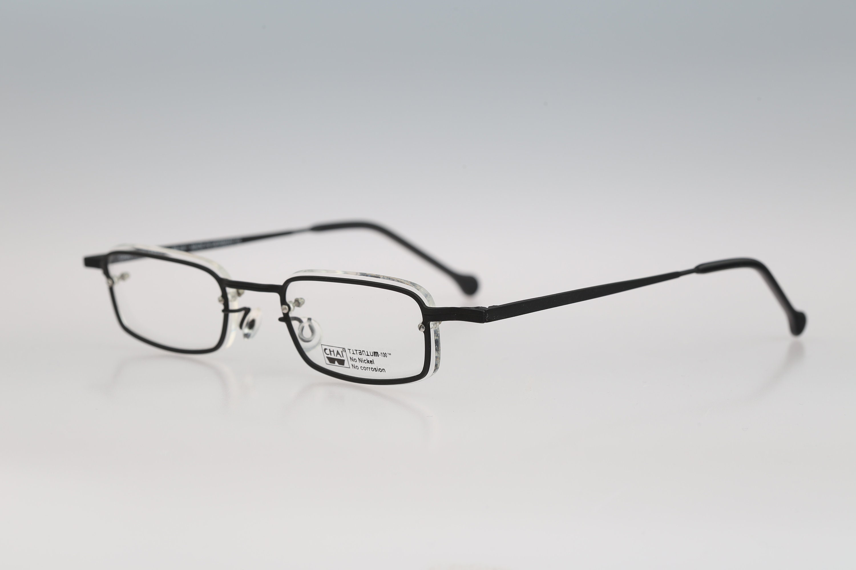 Chai TG2 3 Titanium, Vintage 90s Black Unique Semi Rimless