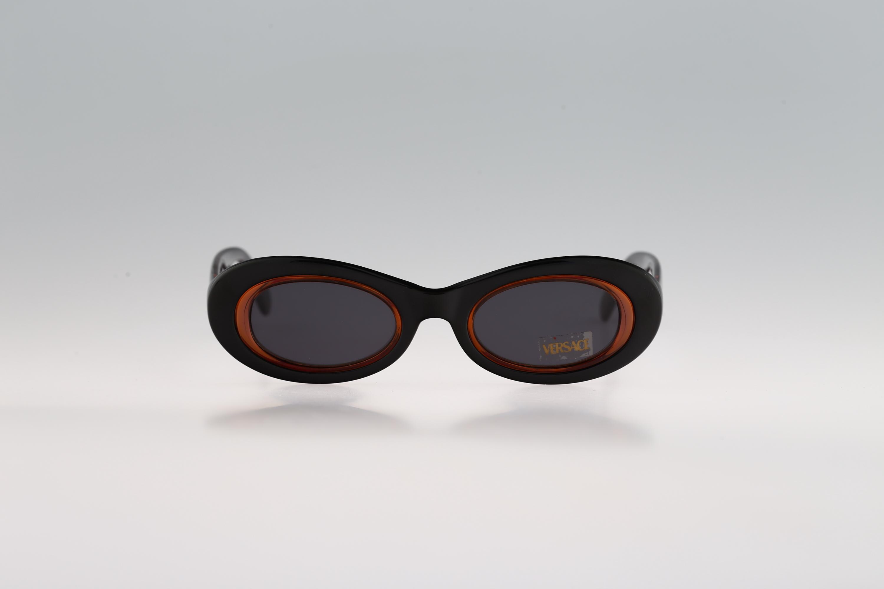 Vintage Gianni Versace 4310 Sunglasses Black Tortoise Oval Italy Couture Versace 375 869 – Vintage Frames Company main image 2