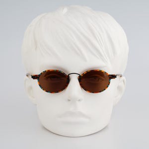 Contro Verse 3310 139 08, Vintage 90s brown and blue small crown panto round sunglasses men & women NOS