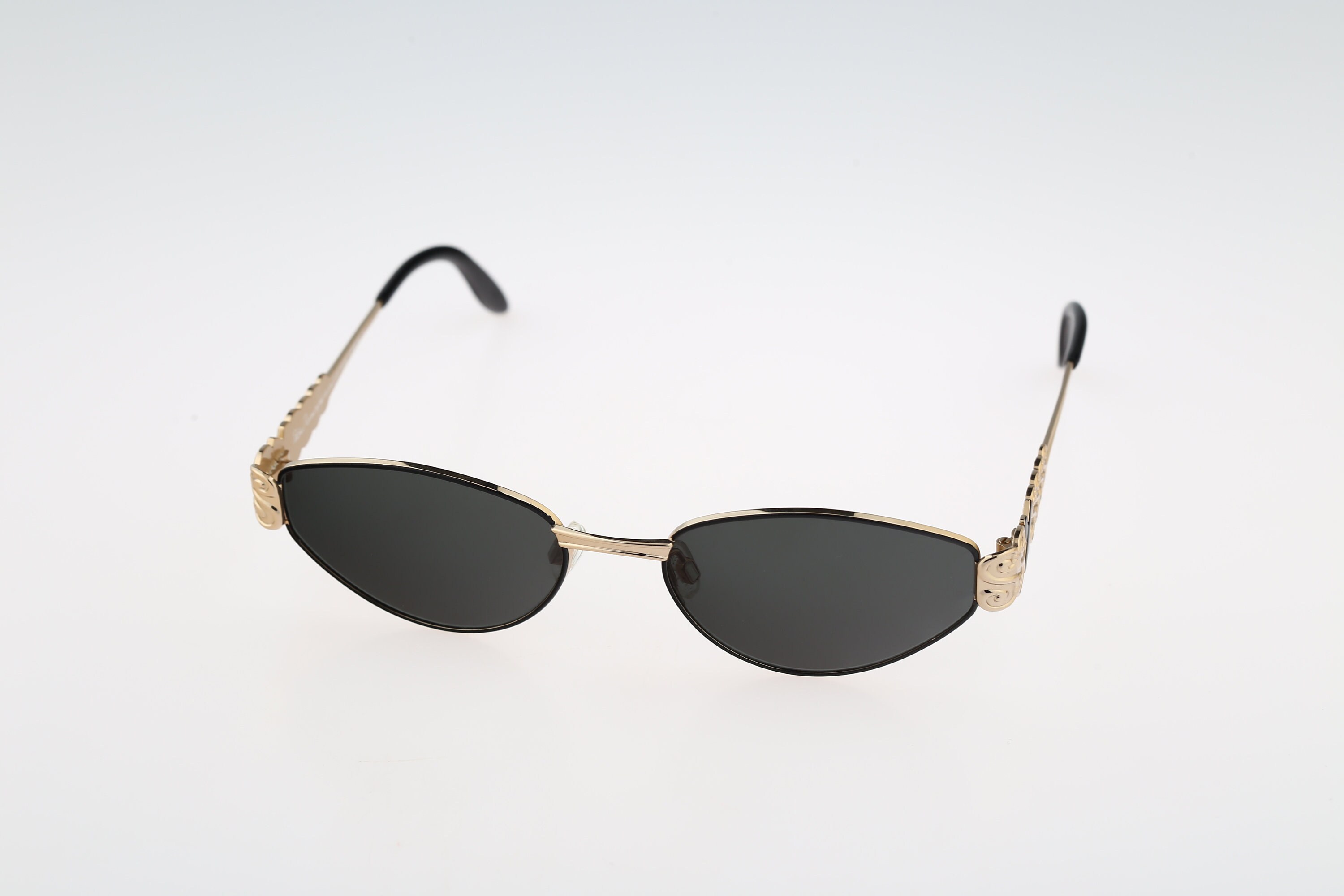 Paloma Picasso by Metzler 8625 746, Vintage 90s Black and