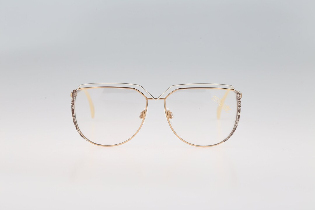 Silhouette M 6046 30 C 4243, Vintage 80s Gold and White