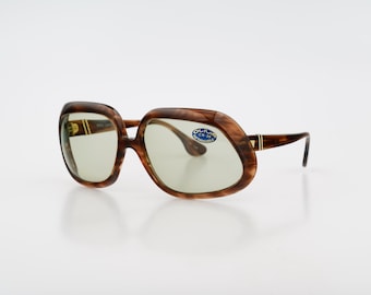 Oliva Brev. Lastes 120, Vintage 70s tinted green lenses tortoise oversized wrap sunglasses women NOS