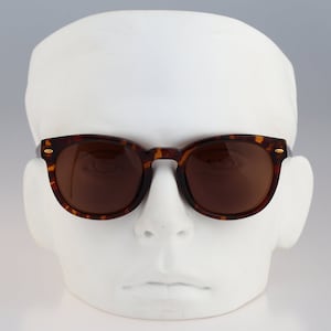 Vienna Line 1597 11, Vintage 90s tortoise square sunglasses men & women NOS