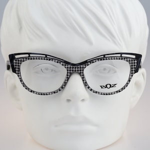 Boz hand made in France Vendome 0505, Vintage 2000s unique cat eye eyeglasses frame womens NOS