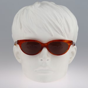 Nouvelle Vague S 24 Fathia, Vintage 80s tortoise cat eye sunglasses women, NOS