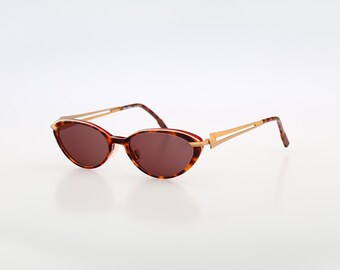 BCBGMAXAZRIA Sunglasses FLAWLESS Tortoise Brown Cat Eye 