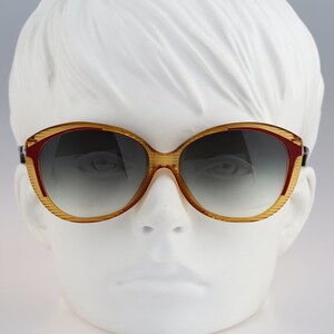 Saphira 4096 30, Vintage 80s clear yellow oversized cat eye sunglasses women NOS