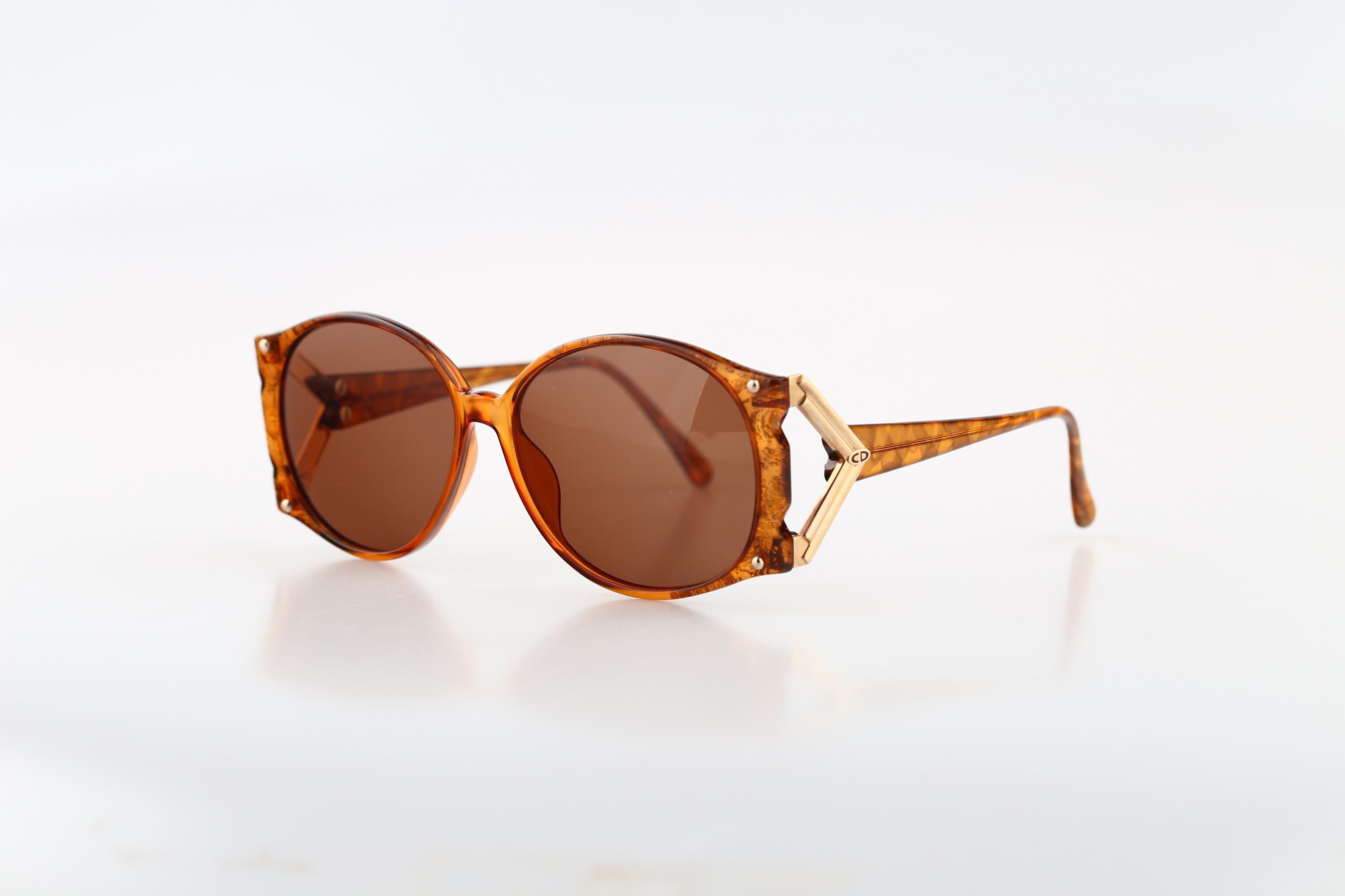 Christian Dior 2575 20, Vintage 70s Icon Brown Oversized  display picture 2