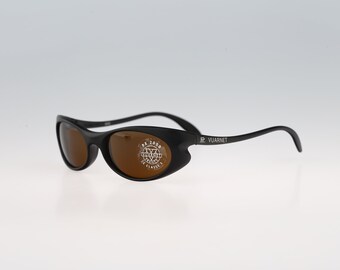 Vuarnet Pouillox 040, Vintage 90s tempered glass lenses black wrap oval sunglasses mens & women NOS