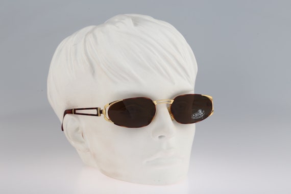 Vogart by Police 3552 220, Vintage 90s Unique Gold 