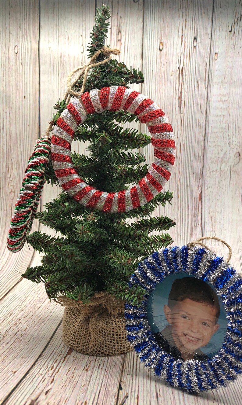 Unfinished Round Ornament Frames set of 5 Etsy