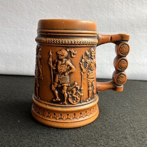 Vintage Gerz beer stein, MCM made by the German stoneware manufacturer Simon Peter Gerz, traditional German scenes, renaissance figures