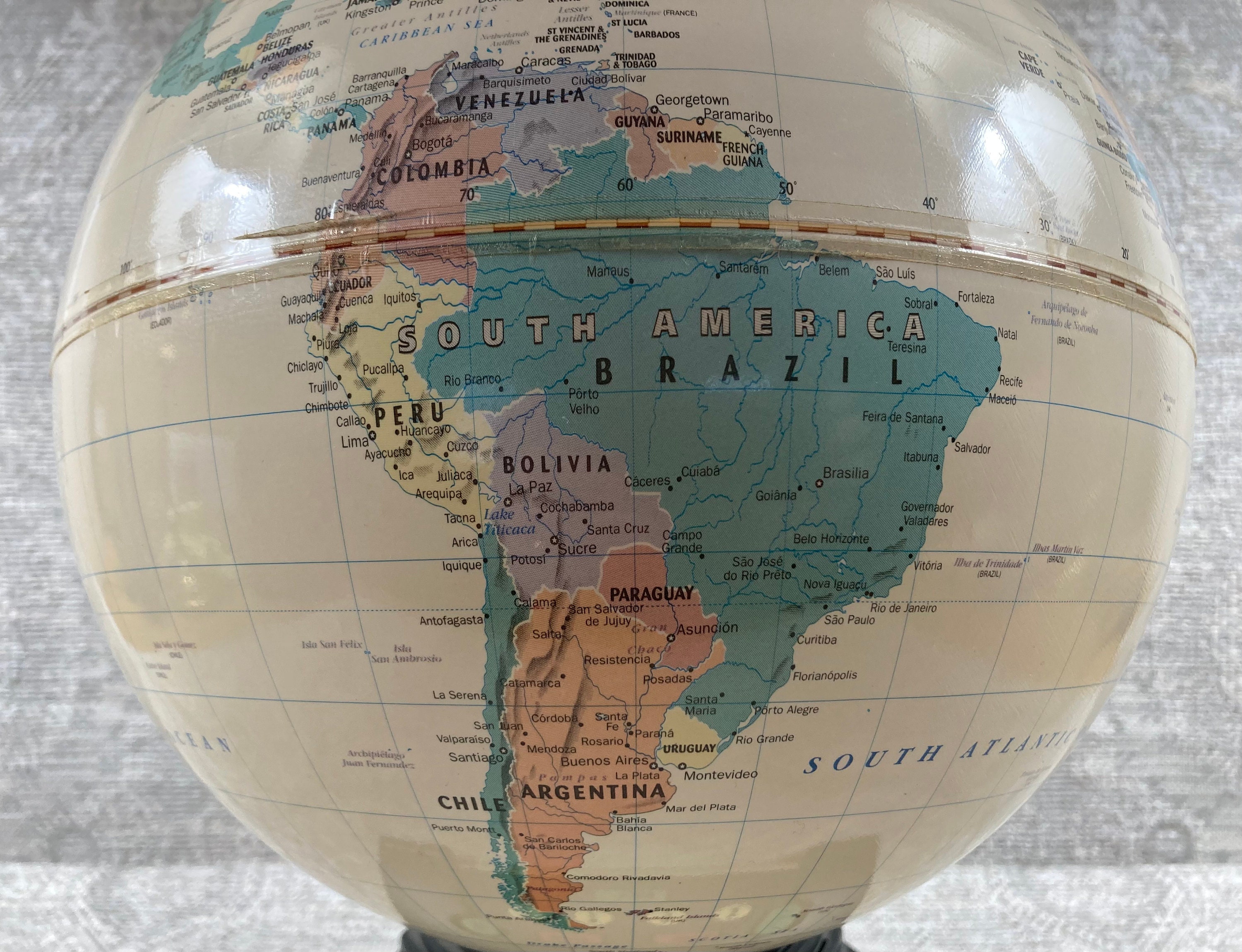 Vintage Geosafari World Exploratory Talking Globe No. 6490, Educational