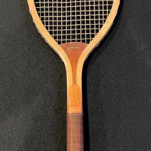 Antique A. G. Spalding & Bros. &quot;Geneva&quot; 1905 Wood Tennis Racket Made of White Ash and Walnut, Patented January 3, 1905, amazing condition