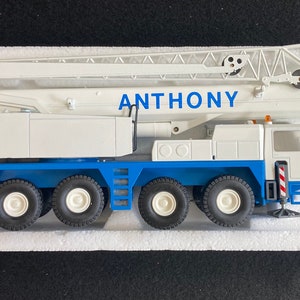 Liebherr LTM 1090/1 Mobile 4-Axle &quot;Anthony&quot; Truck Crane, 1:50 Scale, Conrad Model #2087, Die-cast, West Germany