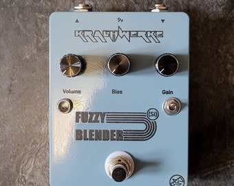 Fuzzy Blender si modded Fuzz Face with LED clipping option