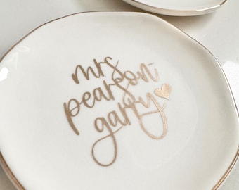 Personalised Ring Dish | Bride gift | Bridesmaid Gift | Wedding Gift for Bride | Engagement Ring Holder Trinket Dish