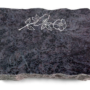 Granit Grabplatte 40x30x5cm im Material Orion, Oberfläche Poliert Kanten gesprengt inklusive Inschrift und Ornament Rose 1