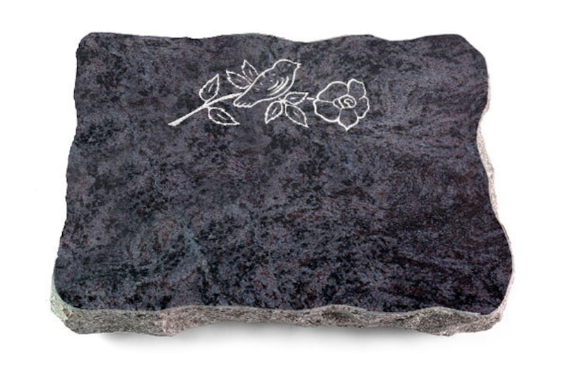 Granit Grabplatte 40x30x5cm im Material Orion, Oberfläche Poliert Kanten gesprengt inklusive Inschrift und Ornament Rose 1