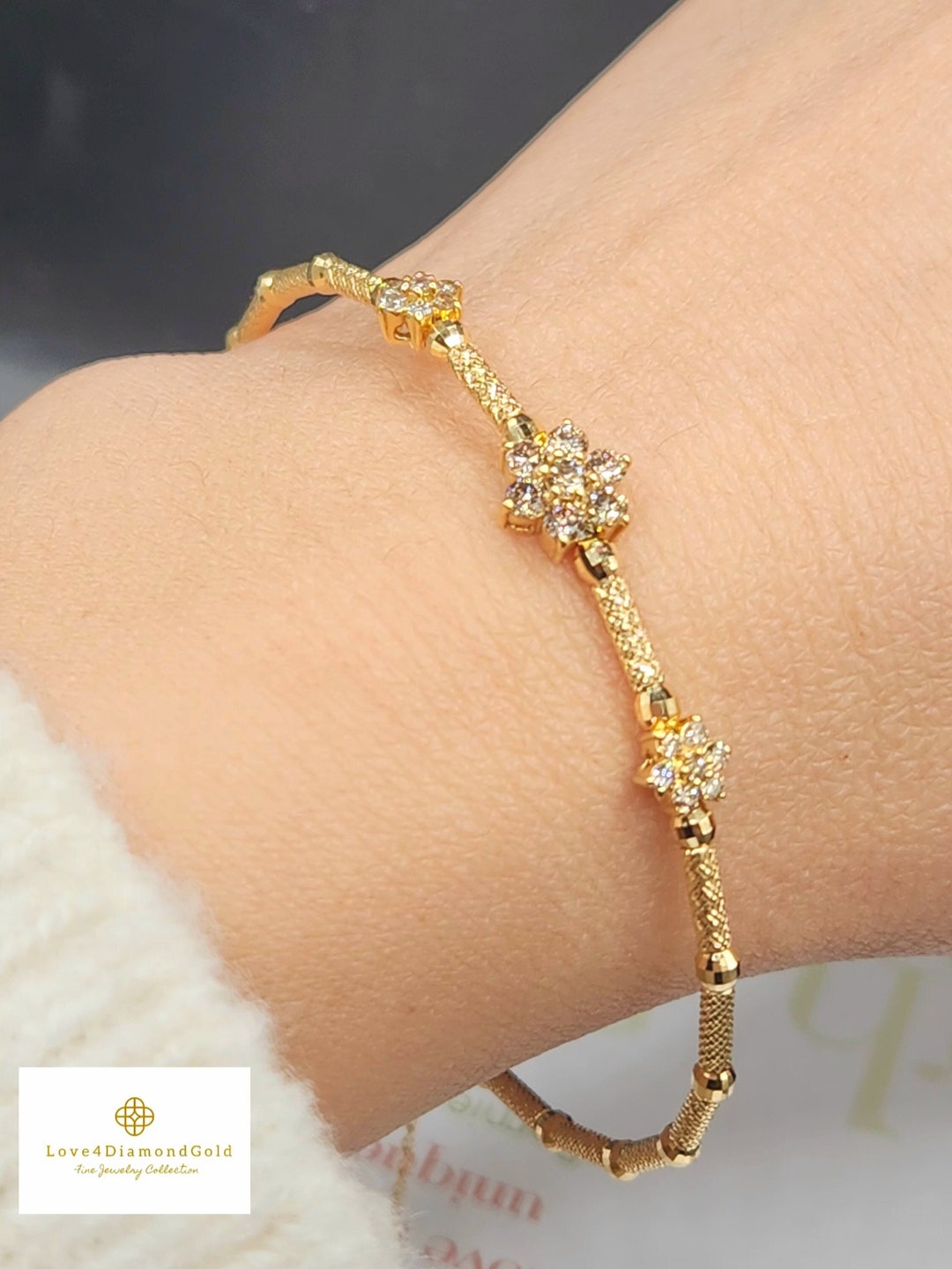 18K Natural Diamond Bangle Real Gold Bangle 18K Elegant Bangle 18K
