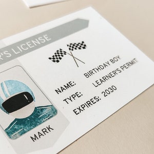 Rijbewijs raceauto verjaardagsfeestje decoraties en gunsten - afdrukbare sjabloon ID-badge - INSTANT DOWNLOAD met bewerkbare tekst en foto