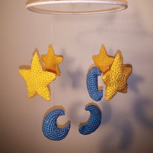 Mobile per la cameretta dei bambini Moons and Stars, Mobile all&#39;uncinetto, Decorazione per la cameretta dei bambini fatta a mano, Mobile fatto a mano, Idea regalo, Regalo per baby shower